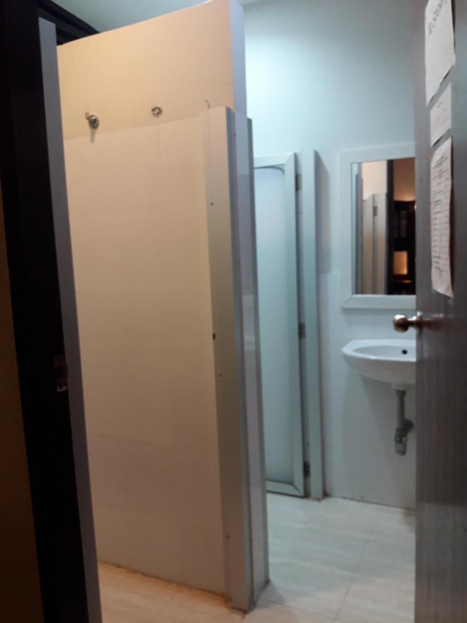 House 23 Guesthouse Bangkok Eksteriør billede