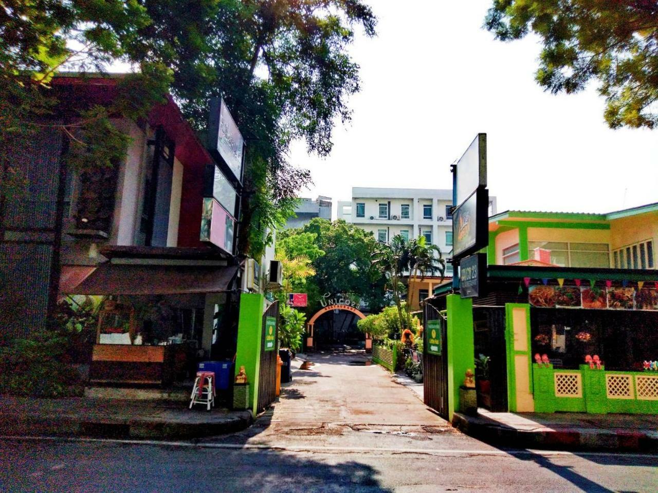 House 23 Guesthouse Bangkok Eksteriør billede