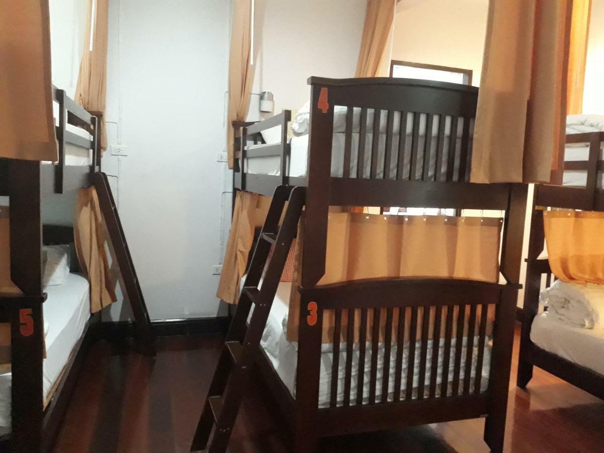 House 23 Guesthouse Bangkok Eksteriør billede